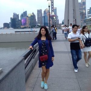 Meet your Posher, Esther